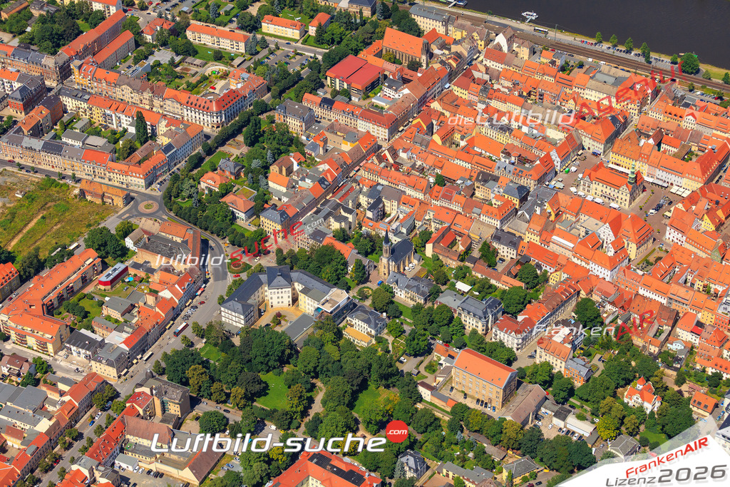 Die Luftaufnahme Pirna - Pirna wurde vom UL-Flugzeug (keine Drohne) aus fotografiert.Hohe Druck- Auflösung-die Geschenkidee!
