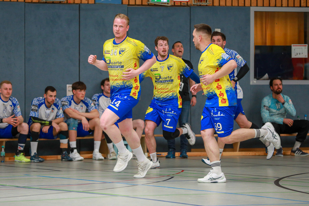 SVN_TVIssum_250426_040 | Bildergalerie von Sport-Ereignissen aber auch von weiteren spannenden Dingen - nicht nur vom Niederrhein. In Anlehnung an den bekannten Spruch von Hanns Dieter Hüsch heißt das Motto: "Niederrhein ist überall".  - Realisiert mit Pictrs.com