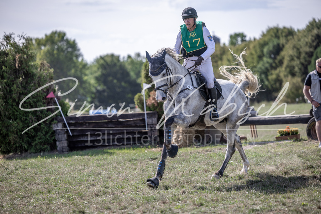20260906-_3LI6437 | Tierfotografie Pferde, Hunde, Katzen, Haustiere.
Turnierfotografie Reitturniere, Reiten, Springreiten, Dressur in Hanau, dem Main-Kinzig-Kreis und dem Rhein-Main- Gebiet um Frankfurt