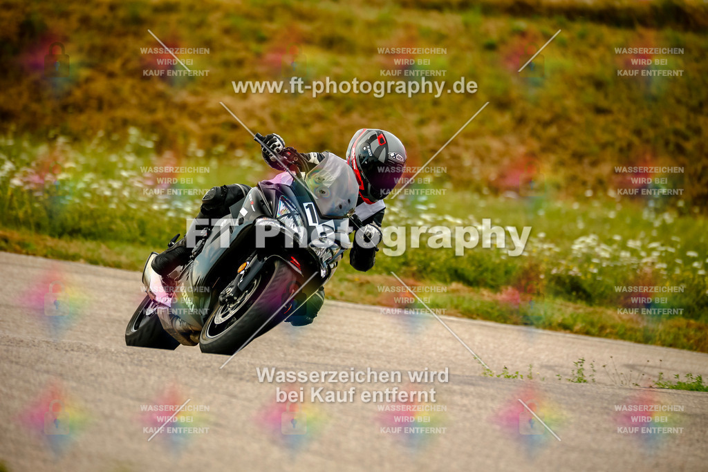 Chambley Juli-0979 | Hier findet Ihr Bilder von Touristenfahrten auf der Nürburgring Nordschleife oder von anderen Veranstaltungen die ich besucht habe. Viel Spass beim Durch Schauen 