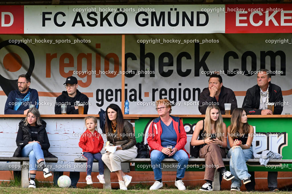FC ASKÖ Gmünd vs. Union Matrei  | Obfrau FC Gmünd Vizepräsidentin Kärntner Fussballverband Tamara Krammer, Besucher Sportplatz FC Gmünd, FC ASKÖ Gmünd vs. Union Matrei , FC ASKÖ Gmünd vs. Union Matrei  am 21.09.2024 in Gmünd (Sportplatz Gmünd), Austria, (Photo by Bernd Stefan)
