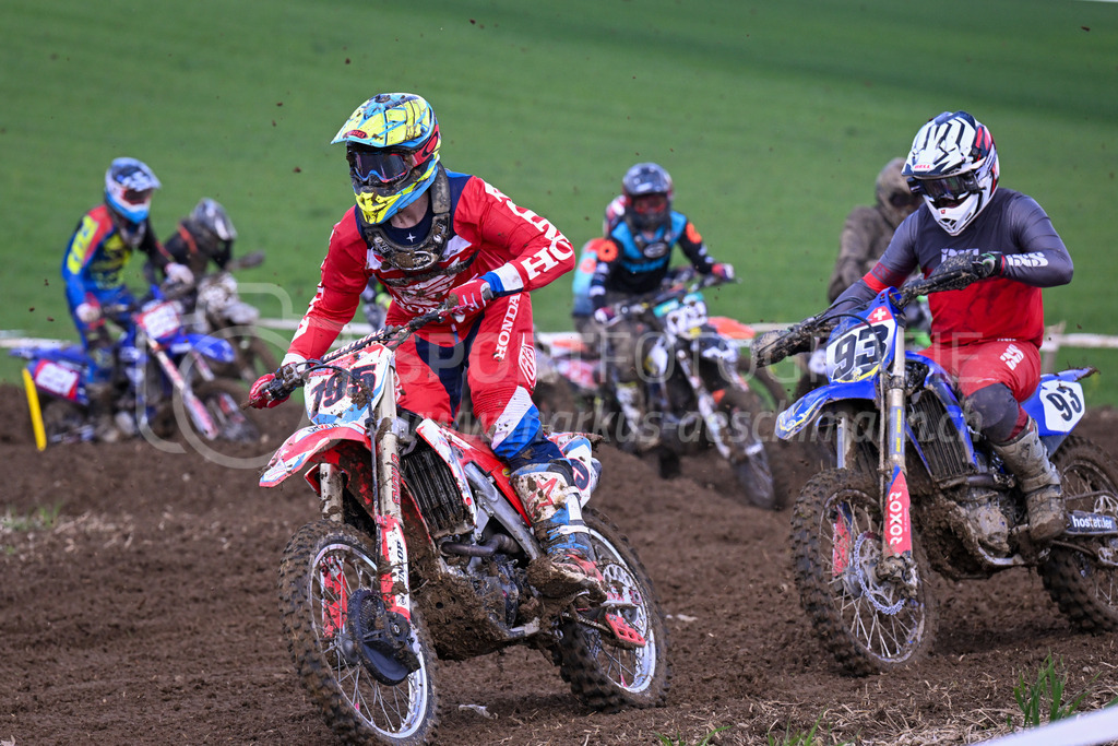 Motocross Schlatt bei Winterthur - 29. April 2023 | #795 Mueller Stefan aus Murgenthal (CH) auf Honda und #93 Goetzl Randy aus Schwellbrunn (CH) auf Yamaha in der Kategorie MX2 am Motocross Schlatt bei Winterthur, 29. April 2023.
Instagram: @mx_schlatt | @mc_wila | @sam_schweiz
Bild: Sportfotografie Markus Aeschimann | www.markus-aeschimann.ch - Realisiert mit Pictrs.com