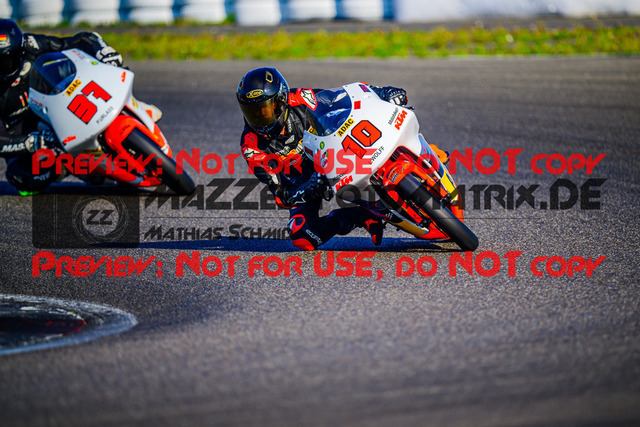 MaZZes_FotoMatrix_240901_6007705_4809 | KTM