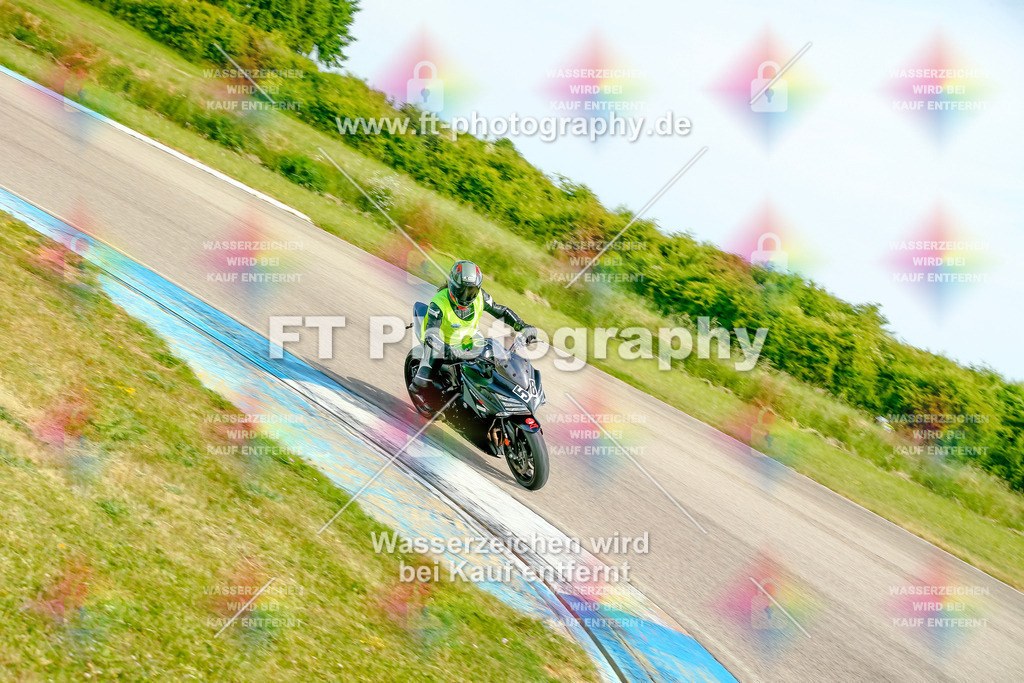 _MOT1235 | Hier findet Ihr Bilder von Touristenfahrten auf der Nürburgring Nordschleife oder von anderen Veranstaltungen die ich besucht habe. Viel Spass beim Durch Schauen 