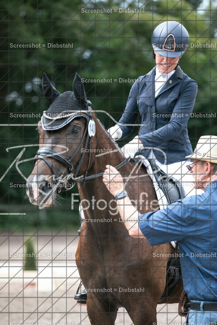 _W6A6901 | ronjaprokoschfotografie - Realisiert mit Pictrs.com