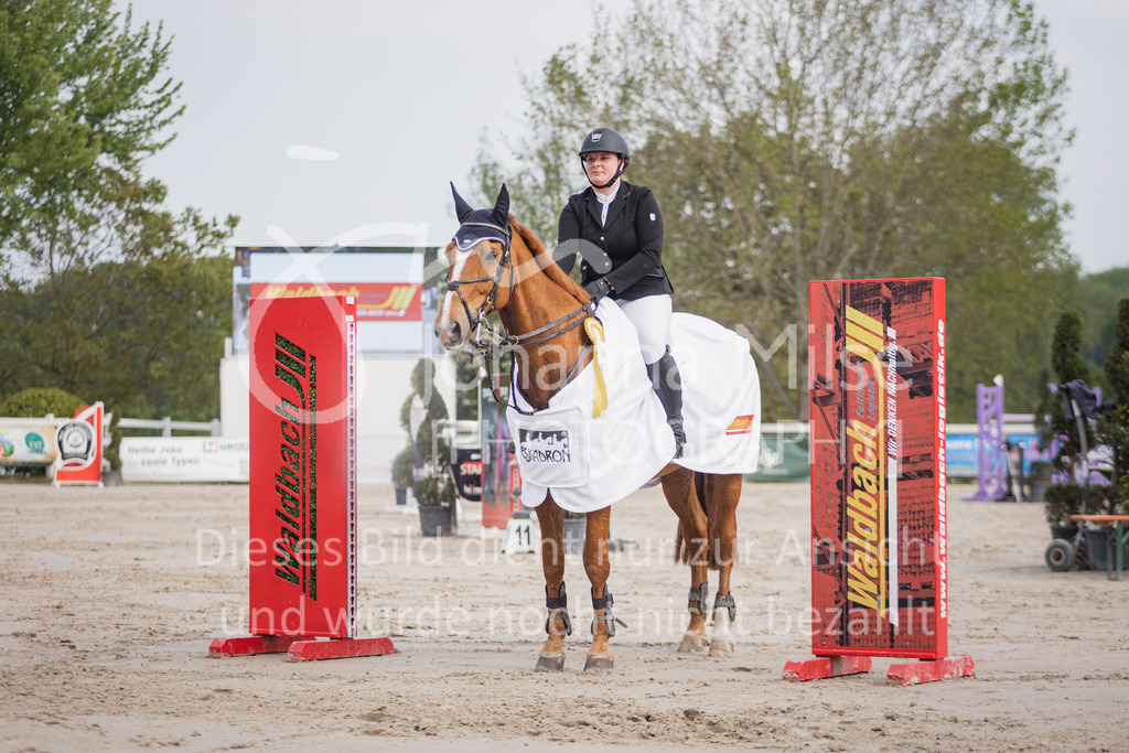 230521_MayDays_M__-Spr-854 | 3. Etappe der Waldbach Amateur Tour, M**-Springen mit steigenden Anforderungen, Herford-Laar, May Days, 21.05.2023