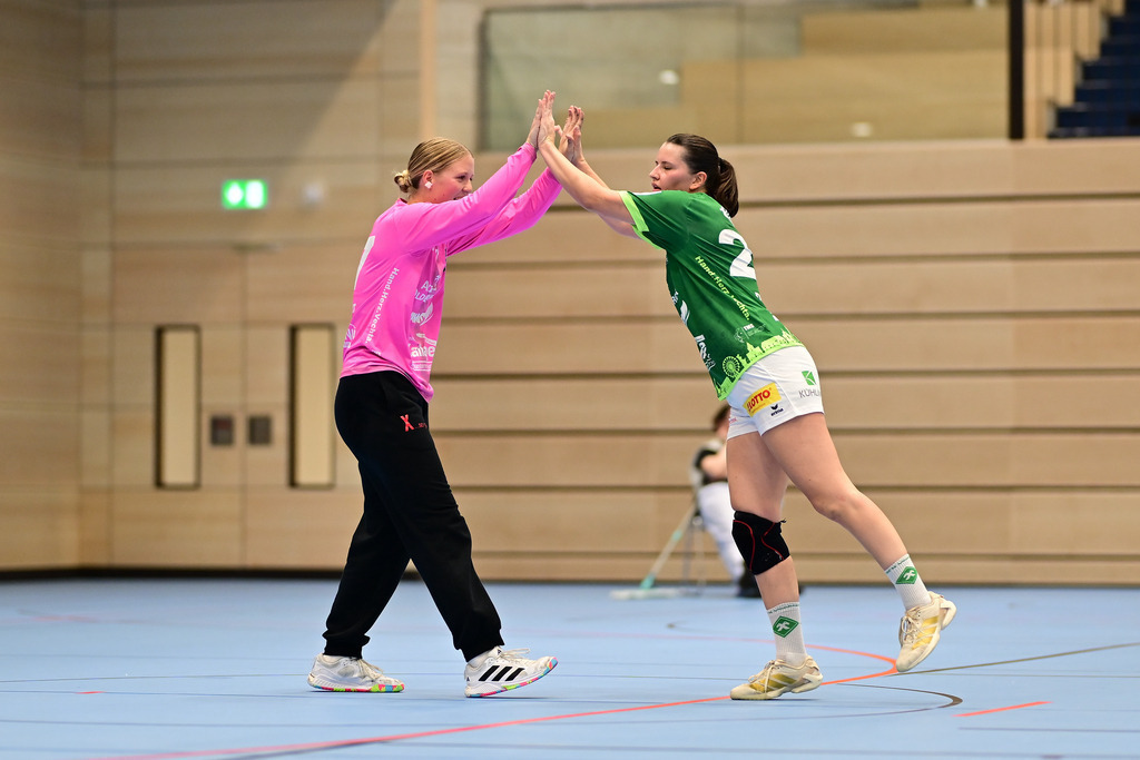 Handball I Frauen I Saison 2025-2026 I 3. Liga Staffel Nord I 2. Spieltag I Buxtehuder SV II - SC SFN Vechta | Der Sportfotograf. - Realisiert mit Pictrs.com