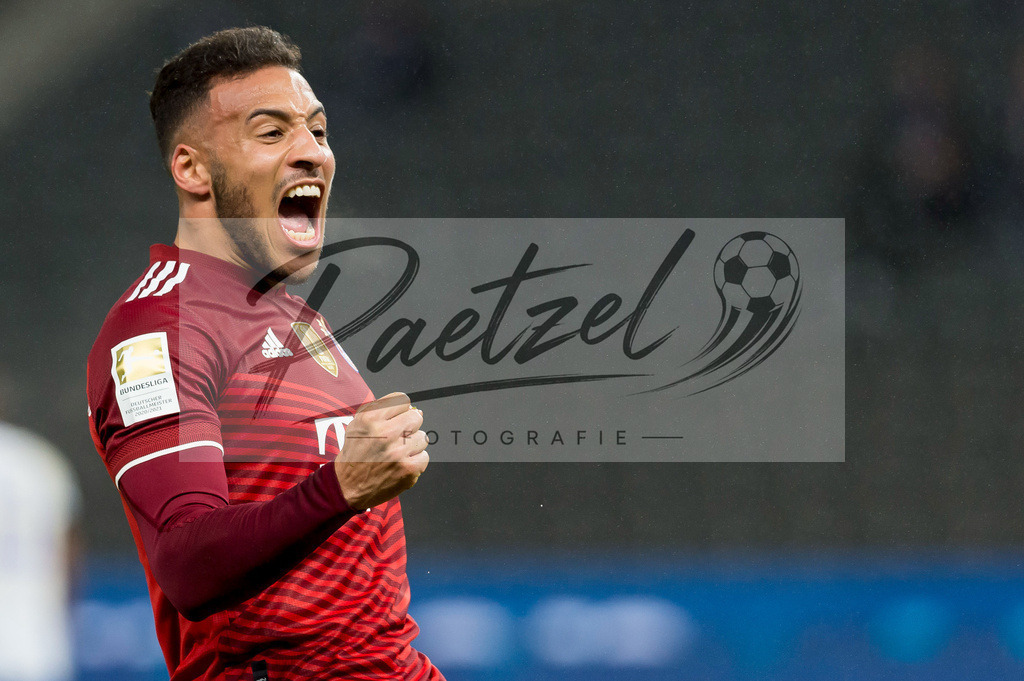BSCFCB20220123_073 | Fussball, Herren: Corentin Tolisso (FC Bayern Muenchen) Torjubel, jubelt nach seinem Treffer zum 0:1 bei dem Spiel der 1. Bundesliga zwischen Hertha BSC und FC Bayern Muenchen im Olypiastadion am 23.01.2022 in Berlin, Deutschland.DFB / DFL REGULATIONS PROHIBIT ANY USE OF PHOTOGRAPHS AS IMAGE SEQUENCES AND/OR QUASI-VIDEO. - Realisiert mit Pictrs.com
