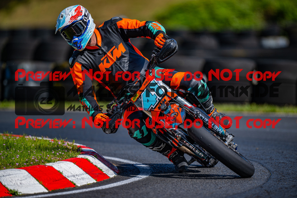 MaZZes_FotoMatrix_240430_6007705_1055 | Fotograf Mathias Schmid
Sportfotograf,
Eventfotograf,
Hochzeitsfotograf,
Portraitfotograf