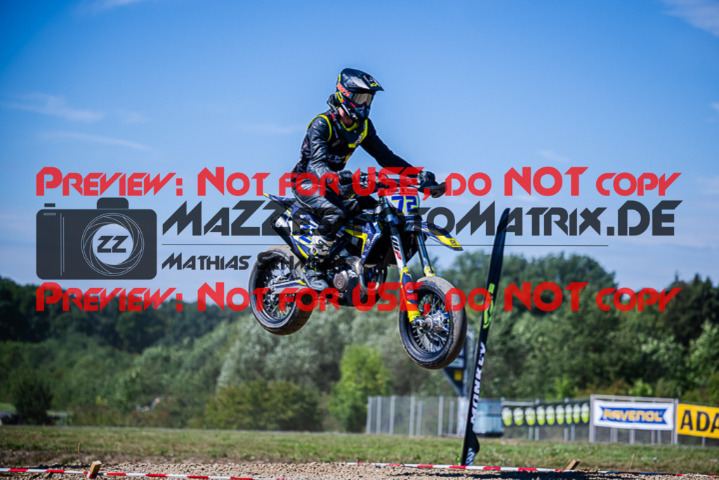 MaZZes_FotoMatrix_220903_1235 | S3