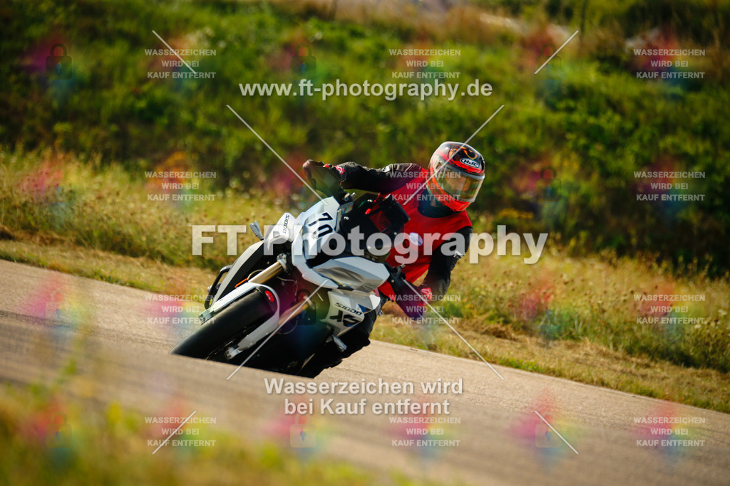 _MOT6353 | Hier findet Ihr Bilder von Touristenfahrten auf der Nürburgring Nordschleife oder von anderen Veranstaltungen die ich besucht habe. Viel Spass beim Durch Schauen 