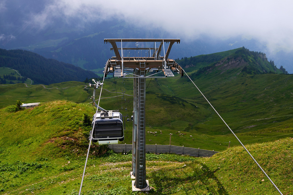 Seilbahn Didamskopf | Schoppernau, Austria - August 02, 2019: Seilbahn Didamskopf mit Blick auf die Berge. - Realisiert mit Pictrs.com