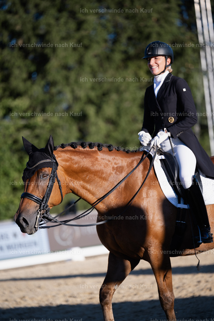 FHC2026_P09_12_11834 | Fichtenhof Classics 2026 – Grand Prix de Dressage - VOLTAIRE Design Preis, Reitanlage Fichtenhof, Sch ftlarn