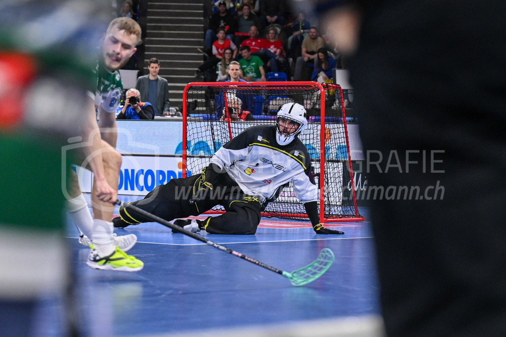 SV Wiler-Ersigen vs Floorball Köniz - 15. April 2023 | SV Wiler-Ersigen vs Floorball Köniz
Stimo Arena, Kloten
Yanick Flury (#1 SV Wiler-Ersigen).
Bild: Sportfotografie Markus Aeschimann | www.markus-aeschimann.ch - Realisiert mit Pictrs.com