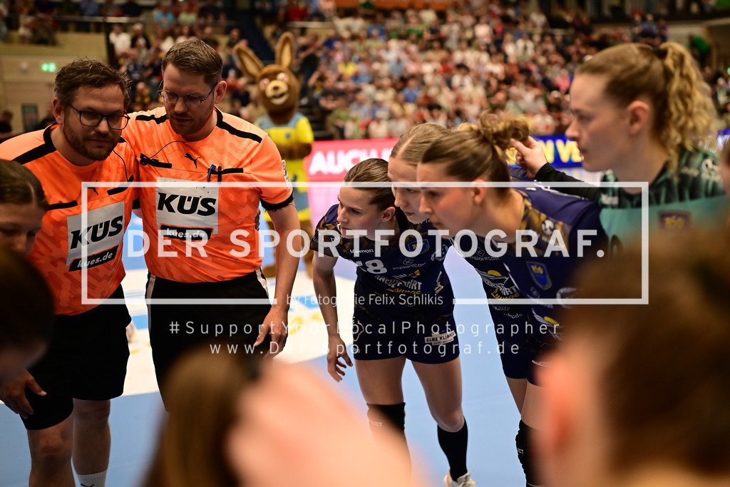 Handball I Frauen I Saison 2025-2026 I Play-Offs 5-11 I 3. Spieltag I Buxtehuder SV - VfL Oldenburg I 178152 | Der Sportfotograf. - Realisiert mit Pictrs.com