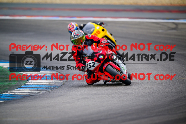 MaZZes_FotoMatrix_240614_6007705_8997 | ROT