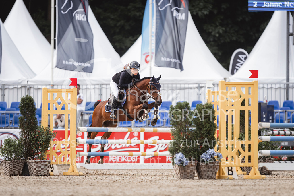 240906_BuCha_PonyA-5j-149 | Deine schönsten Turniermomente als professionelle Fotos! Entdecke hochwertige Pferdesport-Fotografie im Online-Shop. Jetzt Fotos finden & bestellen!