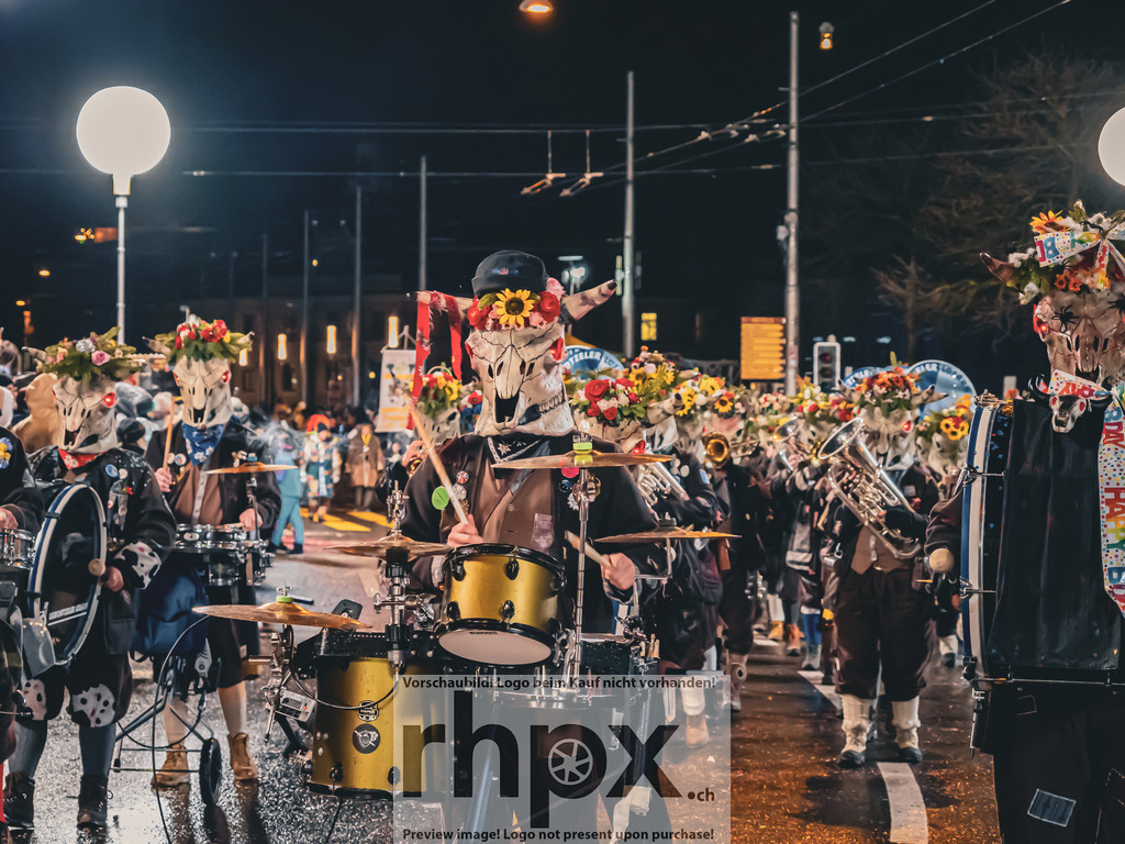 Monstercorso 2026 | Stimmungsvolle Fotokunst aus Luzern. Erlebe den Pilatus, den See und die Stadt Luzern in exklusiven Aufnahmen in der Fotogalerie & Shop. - Realisiert mit Pictrs.com