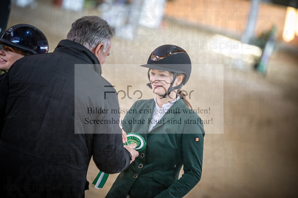 DOS_0036 | Entdecke hochwertige Reitturnierfotos von Foto Oger. Professionell, emotional und authentisch – jetzt Lieblingsmomente im Shop bestellen.Deutschlandweite Turnierfotografie. - Realisiert mit Pictrs.com