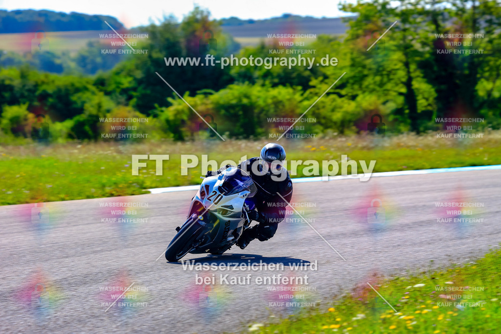 020-5628 | Hier findet Ihr Bilder von Touristenfahrten auf der Nürburgring Nordschleife oder von anderen Veranstaltungen die ich besucht habe. Viel Spass beim Durch Schauen 