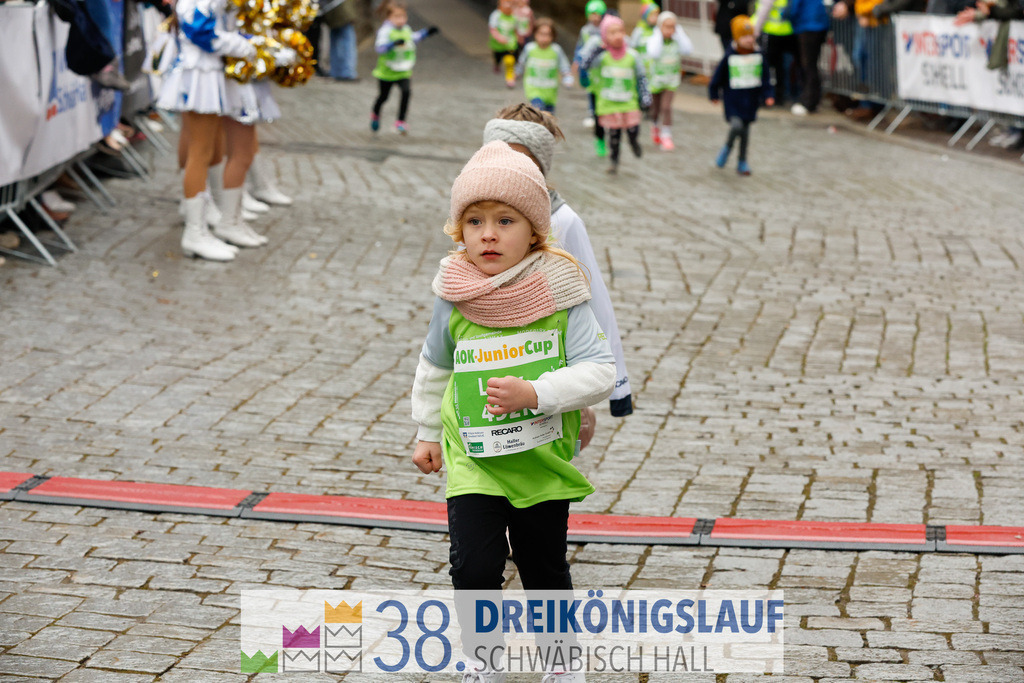 400m AOK Junior Cup | 3 Koenigslauf 2024 400m AOK Junior Cup - Realisiert mit Pictrs.com