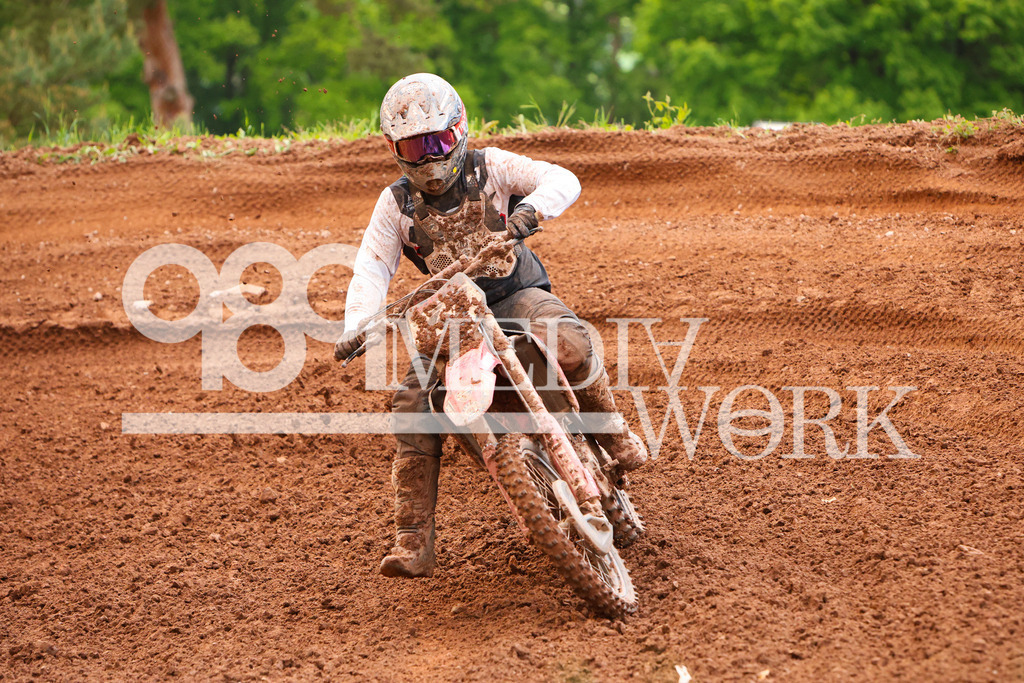 5E6A0485 | 989 MEDIAWORK