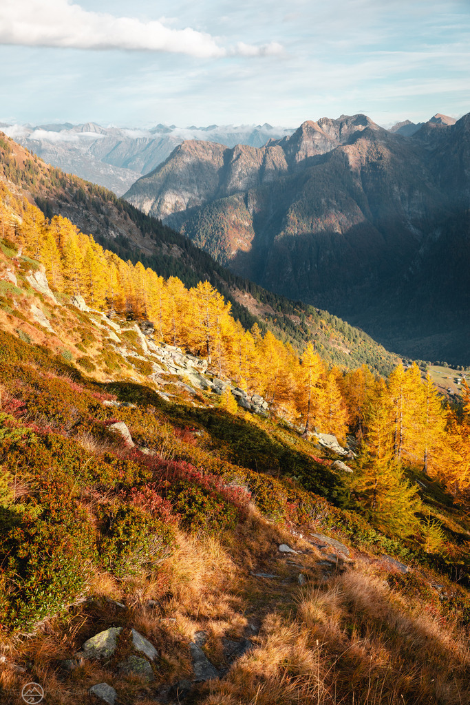 Valle di Campo | Herbststimmung in einem Tal im TessinFormat 3 zu 2 - Realisiert mit Pictrs.com