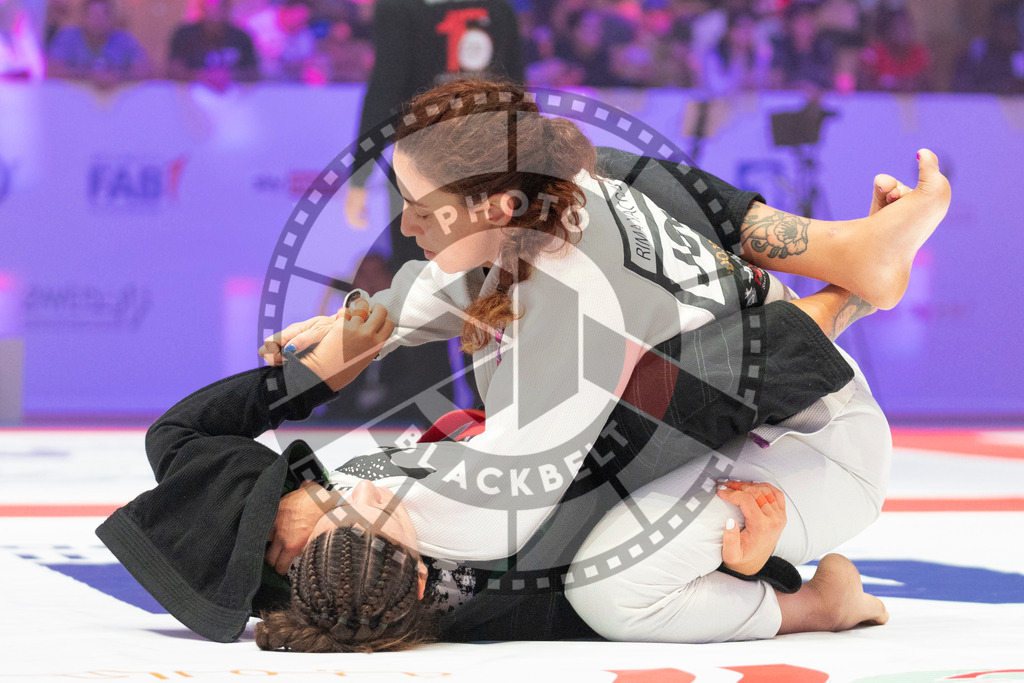 20231109PBB3236 | Fighters compete during the AJP World Professional Championship in the Mubadala Arena in Abu Dhabi, Arab United Emirates, on November 9, 2023.