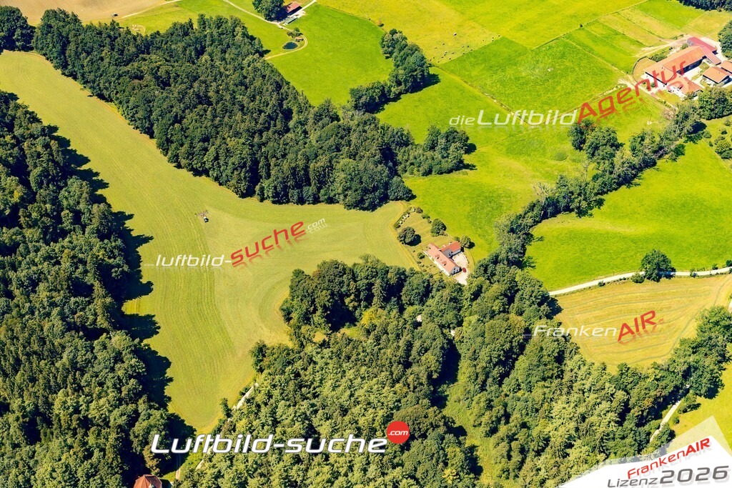 Luftaufnahme von Dietramszell Vs Google Maps- Die Luftaufnahme wurde 2025 vom UL-Flugzeug heraus erstellt ( keine Drohne ) - Hochauflösende Luftaufnahme - für professionelle Ausdrucke geeignet. Die Geschenkidee !Mit Lizenz und Bildrechte bestellbar