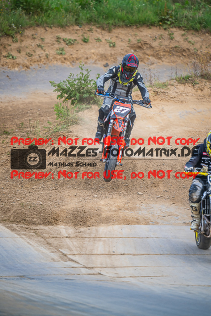 MaZZes_FotoMatrix_230812_2212 | UE40