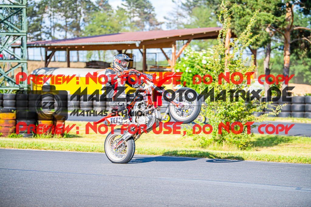 MaZZes_FotoMatrix_220528_6154-2 | Fotograf Mathias Schmid
Sportfotograf,
Eventfotograf,
Hochzeitsfotograf,
Portraitfotograf