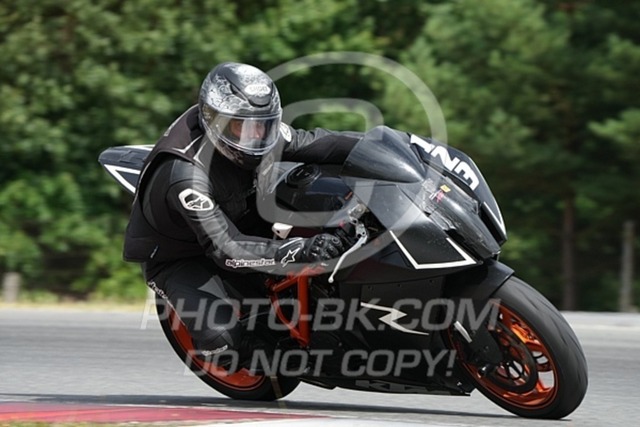 2024_08_02_PBK_14310 | Sportfotografie; SlowMotion; Video; Rennstrecke; Hafeneger; Speer; Racing; RSE; BMW; CBO; Trackday; Motorsportarena; Hockenheimring; Brno; Most; Barcelona; Valencia