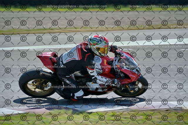 26BT02-0265 | markuskiefer.com - Realisiert mit Pictrs.com