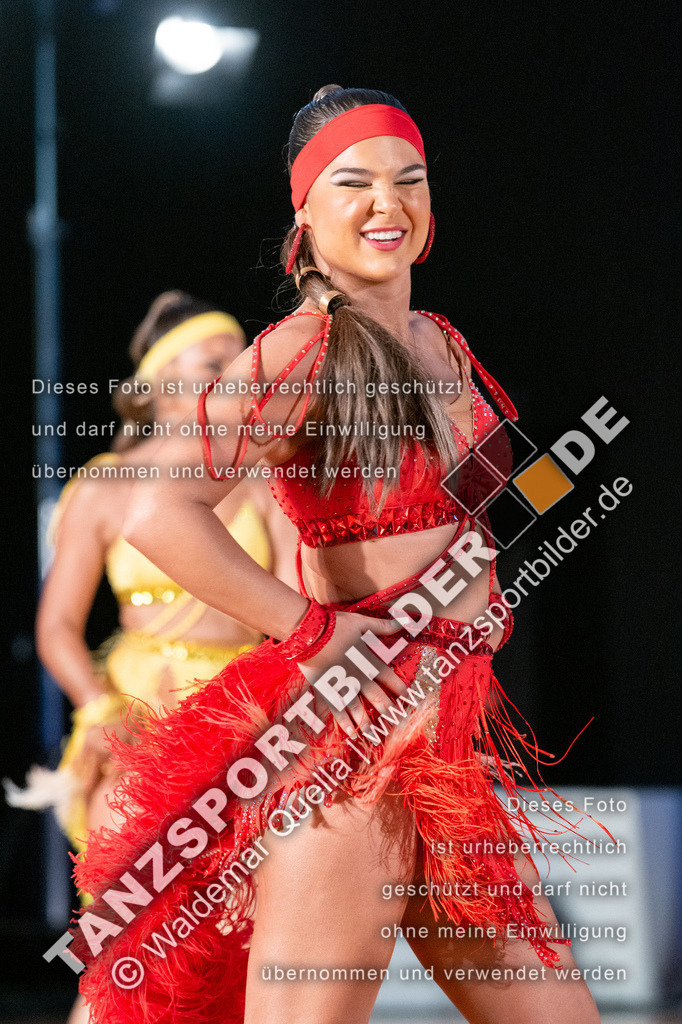 20250504-01405 | Hier finden Sie Tanz Bilder vom Latein und Standard Formationen tanzen. Sportbilder vom Tanzsport. Schöne Fotos und von Weltmeisterschaft, Europameisterschaft, Bundesliga, Regionalliga, Oberliga und Landesliga sowie von GOC Stuttgart, DanceComp, WM Bremen