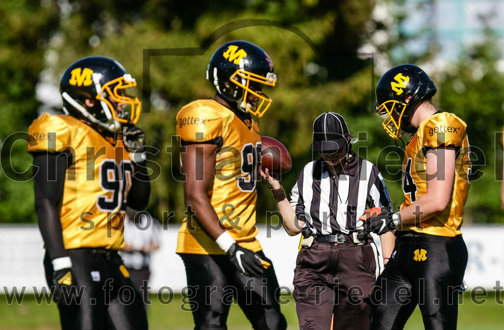 2022-05-14_074_Erding_Bulls_gegen_Munich_Cowboys_2 | Erding, Deutschland, 14.05.2022:
Fußball, Regionalliga 2022, 3. Spieltag, Erding Bulls gegen Munich Cowboys 2, Endergebnis: 20:30

Foto: Christian Riedel / fotografie-riedel.net