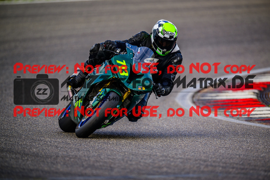 MaZZes_FotoMatrix_240911_6007705_4736 | GELB