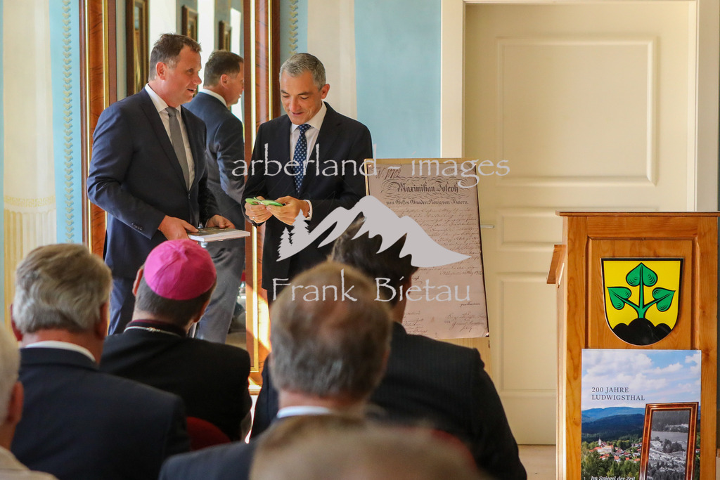 OE7A5016 | Medien- Sport- Entertainmentfotos