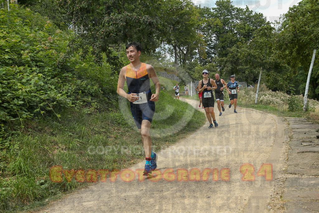 250824_1343_EX1_3400 | Sportfotografie im Rhein-Sieg Kreis, Köln, Bonn, NRW, Rheinland Pfalz, Hessen, etc. Unser Tätigkeitsfeld umfasst den Laufsport vom Volkslauf über den Marathon, Duathlon, Triathon bis zum Ultralauf wie Kölnpfad Ultra oder Schindertrail.