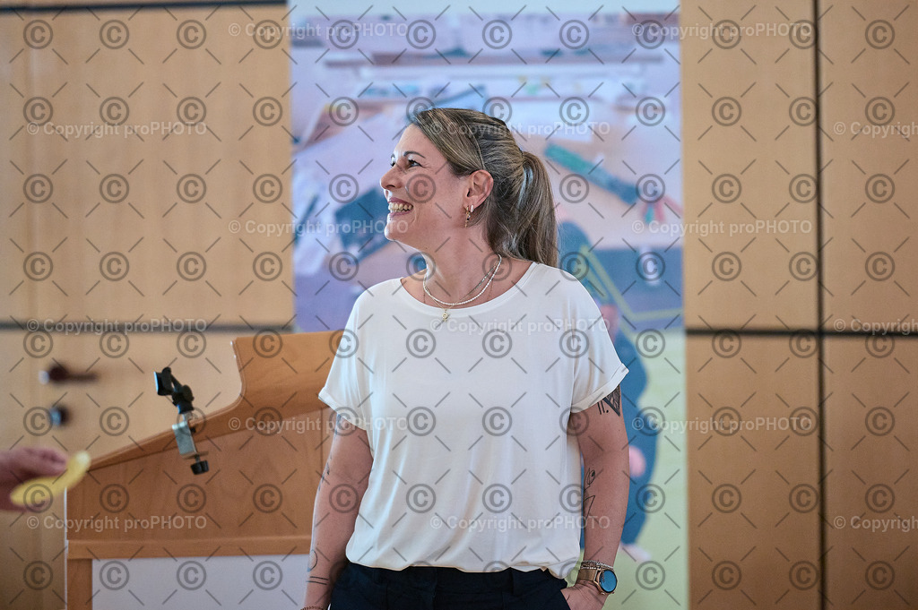 208_202509_EmployerBranding_NZ6_9947 | proPHOTO - Realisiert mit Pictrs.com