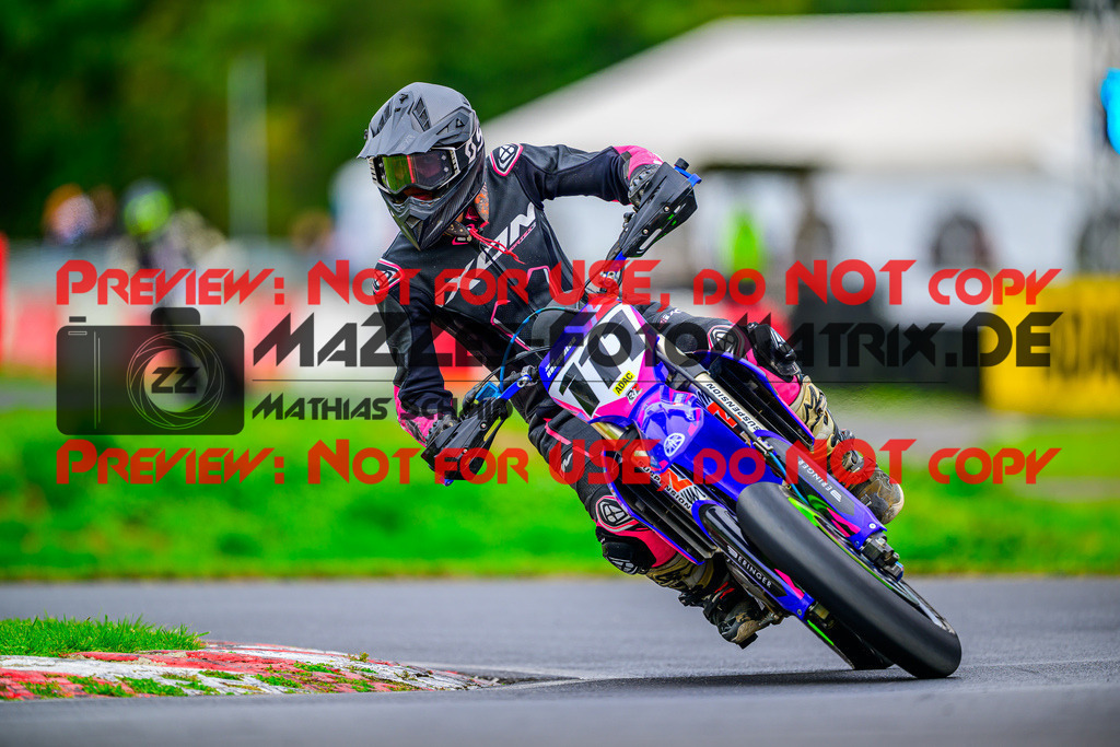 MaZZes_Fotomatrix_20251003_6007705_7703 | S4