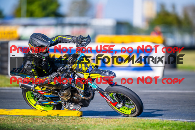 MaZZes_FotoMatrix_230930_2666 | S2