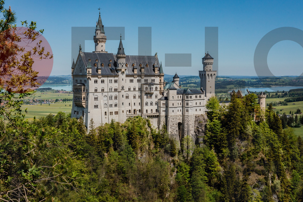 Bayern 4 | Blick auf Neuschwanstein - Realisiert mit Pictrs.com