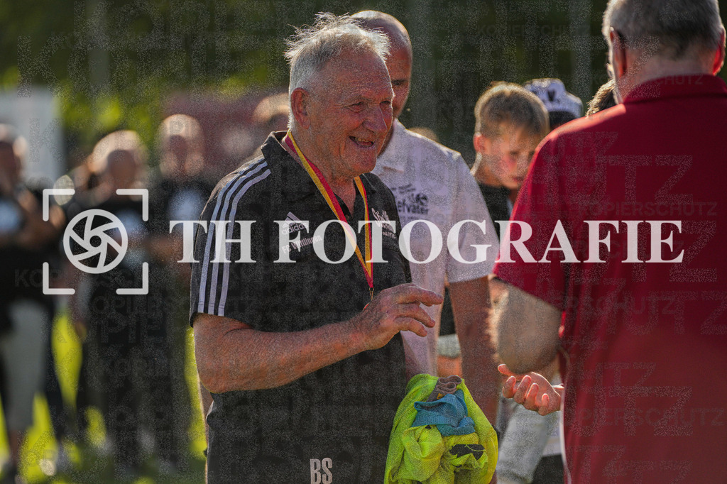 GER, FC Zell - FC Wittlingen, Fussball, Rothaus Bezirkpokal, Finale, Saison 2024/2025, 29.05.2025 | GER, FC Zell - FC Wittlingen, Fussball, Rothaus Bezirkpokal, Finale, Saison 2024/2025, 29.05.2025Foto: TH Fotografie/Alessio Bosco
