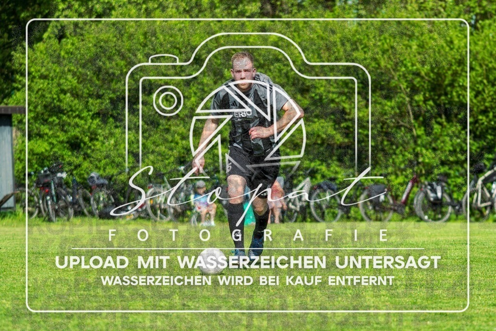 Kreisliga Herren HK - SG Nordheide vs. FG Fulde-Stellichte | Theo Kregel (#15 FG Fulde-Stellichte); Kreisliga Herren HK - SG Nordheide vs. FG Fulde-Stellichte am 03.05.2026 in Sportplatz, Kirchboitzen - Realisiert mit Pictrs.com