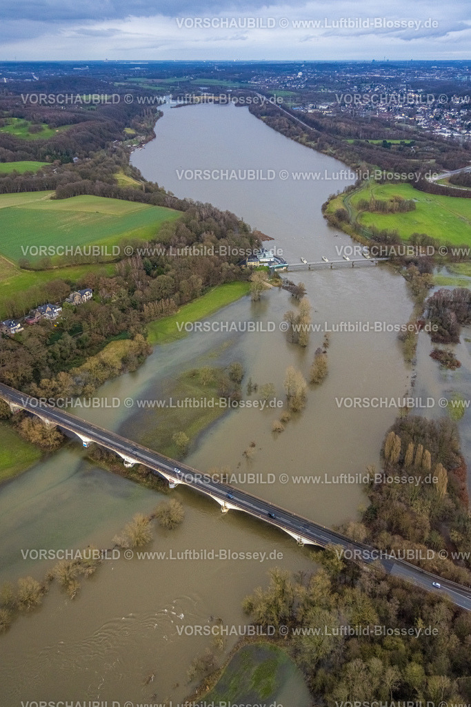 Hattingen231202143Ruhr | Luftbild, Ruhrhochwasser, Weihnachtshochwasser 2023, Fluss Ruhr tritt nach starken Regenfällen über die Ufer, Überschwemmungsgebiet Ruhrbrücke Kemnade und Kemnader Stausee mit Kemnader Wehr, Blankenstein, Hattingen, Ruhrgebiet, Nordrhein-Westfalen, Deutschland
