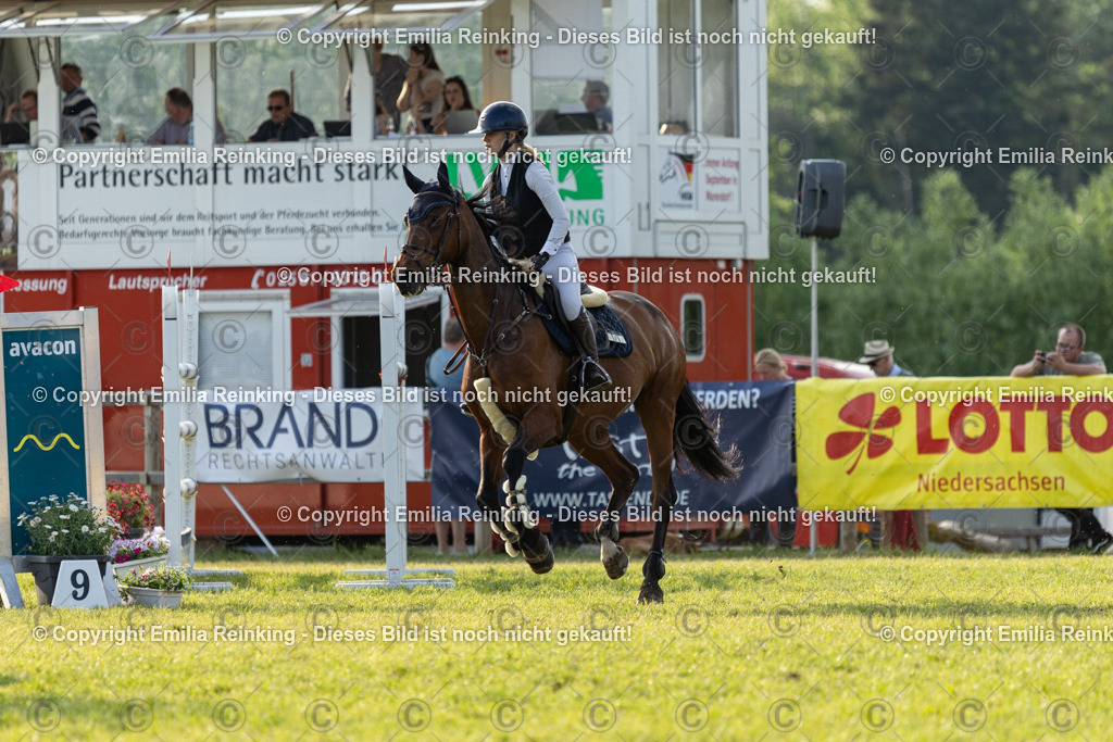 CL5A1102 | Emilia Reinking Fotografie - Realisiert mit Pictrs.com