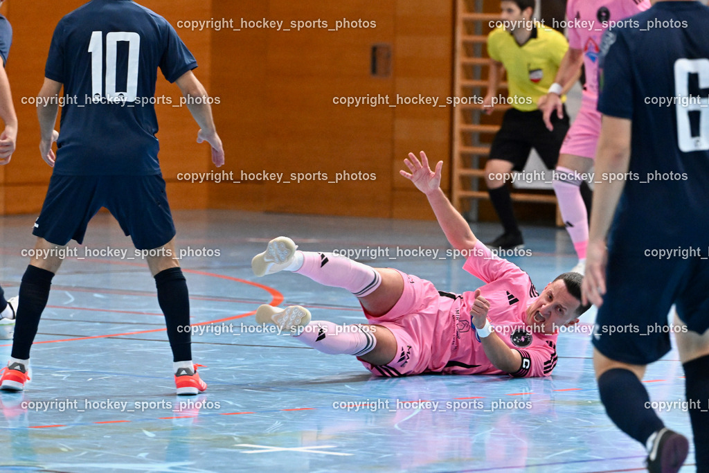 Carinthia Flamengo Futsal Club vs. LPSV-K | #7 Enes Brdjanovic Carinthia Flamengo, Carinthia Flamengo Futsal Club vs. LPSV-K, Carinthia Flamengo Futsal Club vs. LPSV-K am 03.11.2024 in Klagenfurt (Ballspielhalle Viktring), Austria, (Photo by Bernd Stefan)