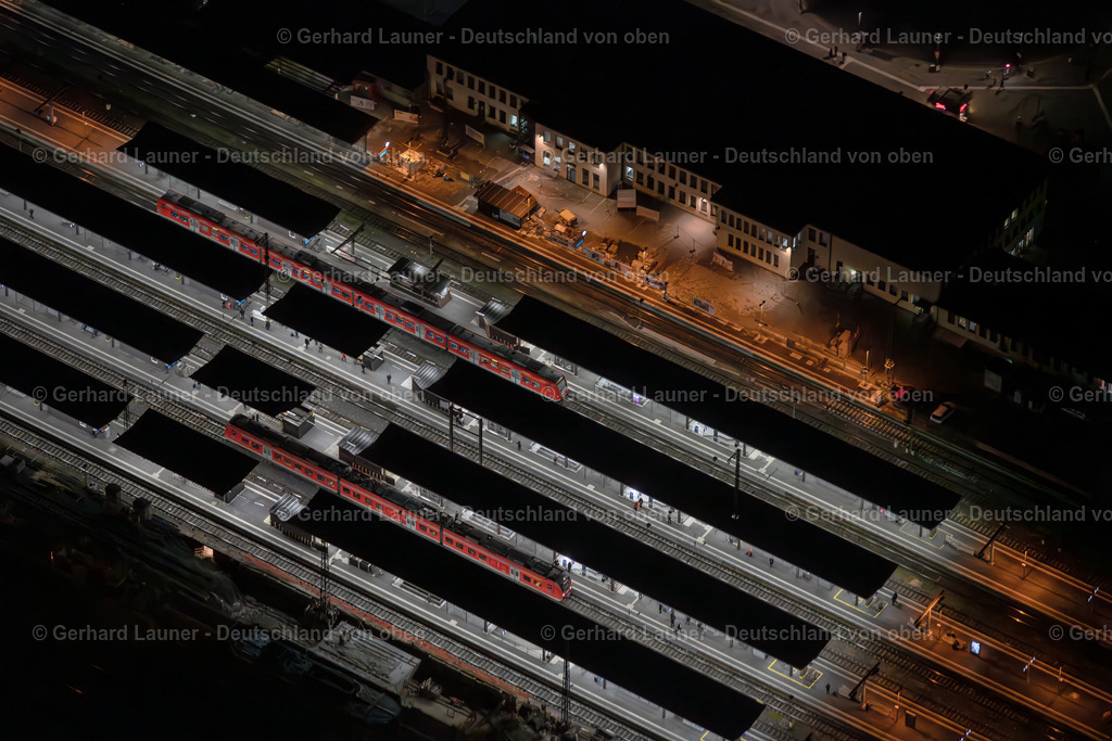 3901122 | Würzburg Hauptbahnhof bei Nacht 2019