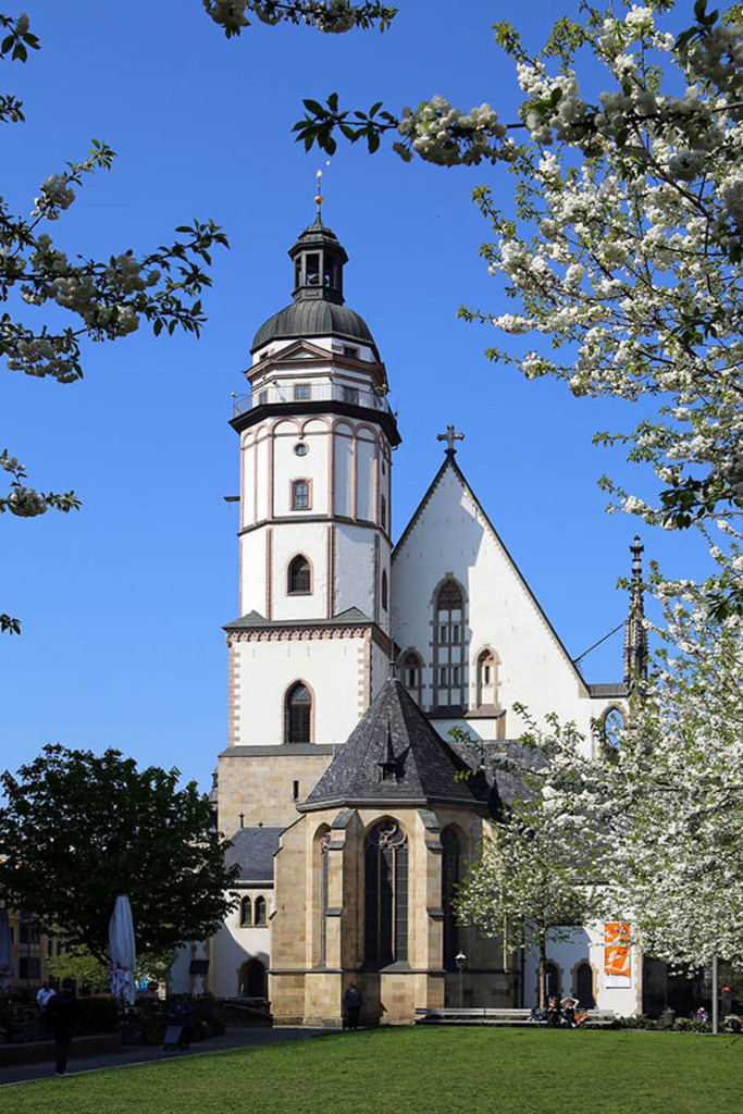 Foto: Leipzig - Thomaskirche | Das Team hinter BILDLEXIKON LEIPZIG bündelt historische wie aktuelle Informationen über die Stadt Leipzig in Text und Bild auf einer Plattform und stellt diese der interessierten Öffentlichkeit zur Verfügung.