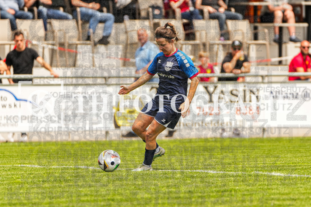 GER, FC Hauingen - SV Waldhaus, Frauen-Fussball, Rothaus Bezirkpokal, Finale, Saison 2024/2025, 29.05.2025 | GER, FC Hauingen - SV Waldhaus, Frauen-Fussball, Rothaus Bezirkpokal, Finale, Saison 2024/2025, 29.05.2025Foto: TH Fotografie/Alessio Bosco